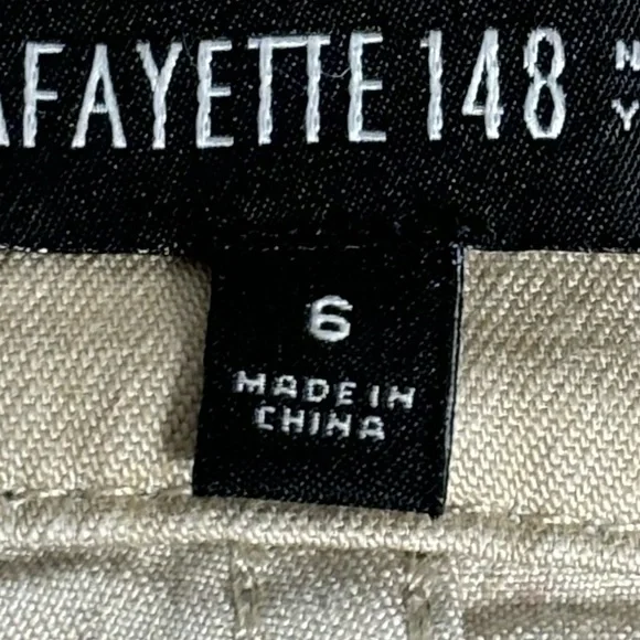 Lafayette 148 New York
Cropped Straight-Leg Denim Jeans size 6 - Picture 6 of 13